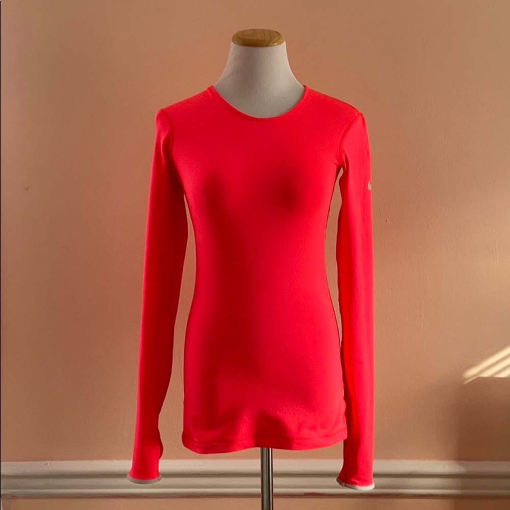 Women’s Nike athletic wear
